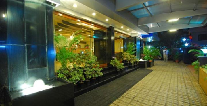 Hotel Park Central Koregaon Park Pune Exterior foto