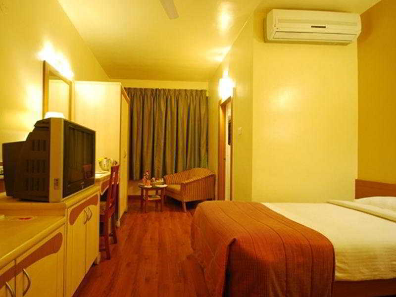 Hotel Park Central Koregaon Park Pune Quarto foto