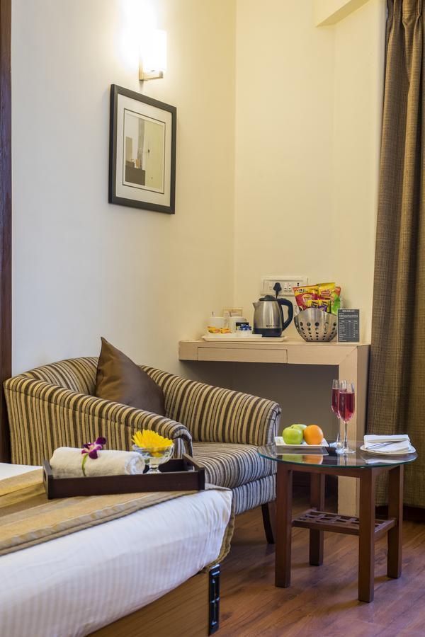 Hotel Park Central Koregaon Park Pune Exterior foto